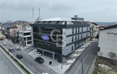 ARNAVUTKÖY'DE CADDE CEPHE KİRALIK PLAZA