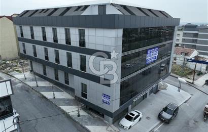 ARNAVUTKÖY'DE CADDE CEPHE KİRALIK PLAZA