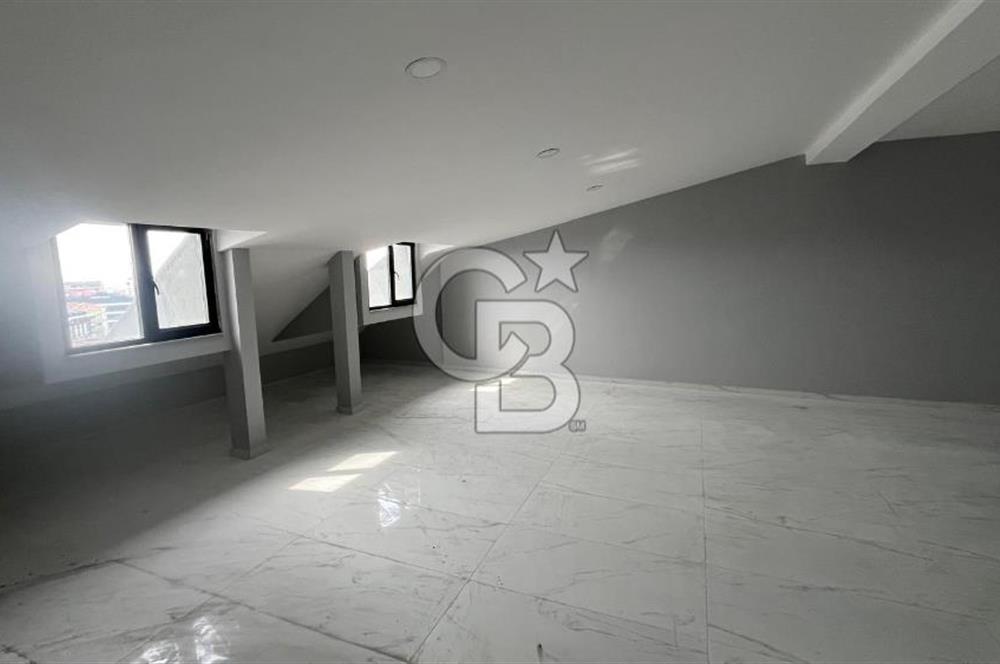 ARNAVUTKÖY'DE CADDE CEPHE KİRALIK PLAZA