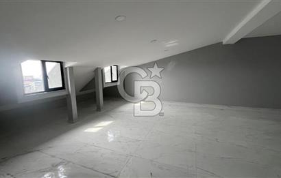 ARNAVUTKÖY'DE CADDE CEPHE KİRALIK PLAZA