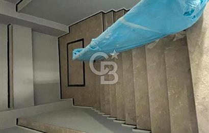 ARNAVUTKÖY'DE CADDE CEPHE KİRALIK PLAZA