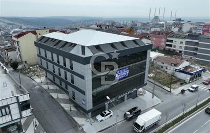 ARNAVUTKÖY'DE CADDE CEPHE KİRALIK PLAZA