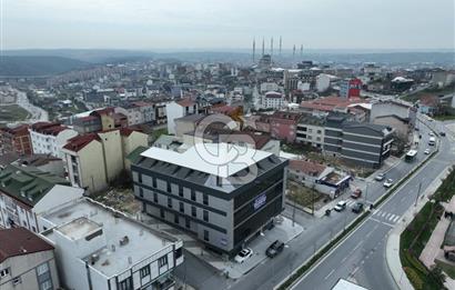 ARNAVUTKÖY'DE CADDE CEPHE KİRALIK PLAZA