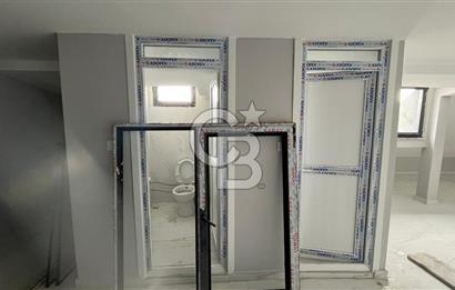 ARNAVUTKÖY'DE CADDE CEPHE KİRALIK PLAZA