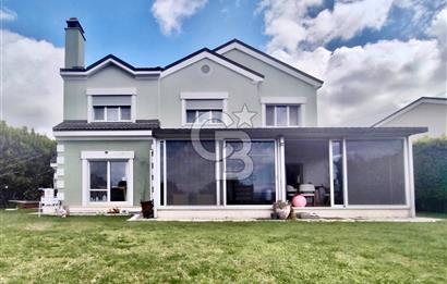 İZMİR ULUKENT YAMAÇ EVLER VİLLA SİTESİNDE SATILIK 4+1 VİLLA