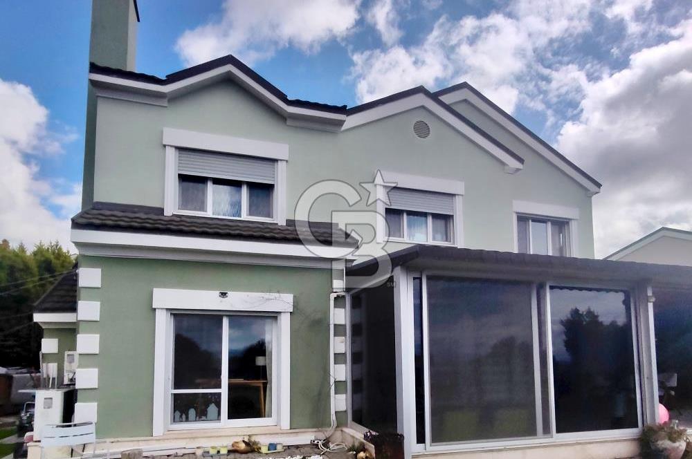 İZMİR ULUKENT YAMAÇ EVLER VİLLA SİTESİNDE SATILIK 4+1 VİLLA