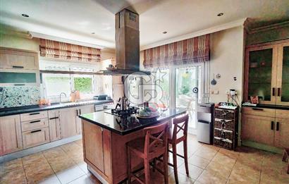 İZMİR ULUKENT YAMAÇ EVLER VİLLA SİTESİNDE SATILIK 4+1 VİLLA