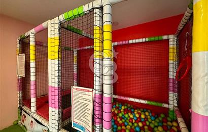 ABDİ İPEKÇİ CD.'NDE TABELA DEĞERİ YÜKSEK TAM MÜSTAKİL KİRALIK!