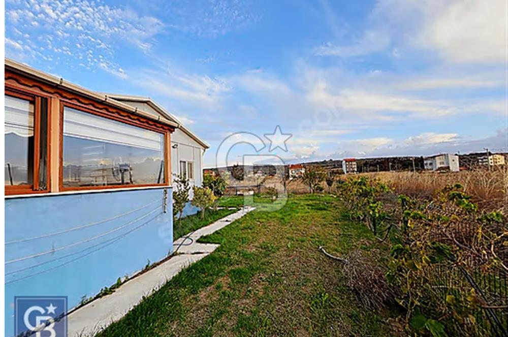 Lapseki/Çardak'da denize 180m. 418m²arsa içinde müstakil ev.