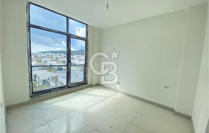 KIYIKIŞLACIK ZEYTİNLİKUYU ATASAYANLAR BEACH TE DENİZ MANZARALI 1+1 