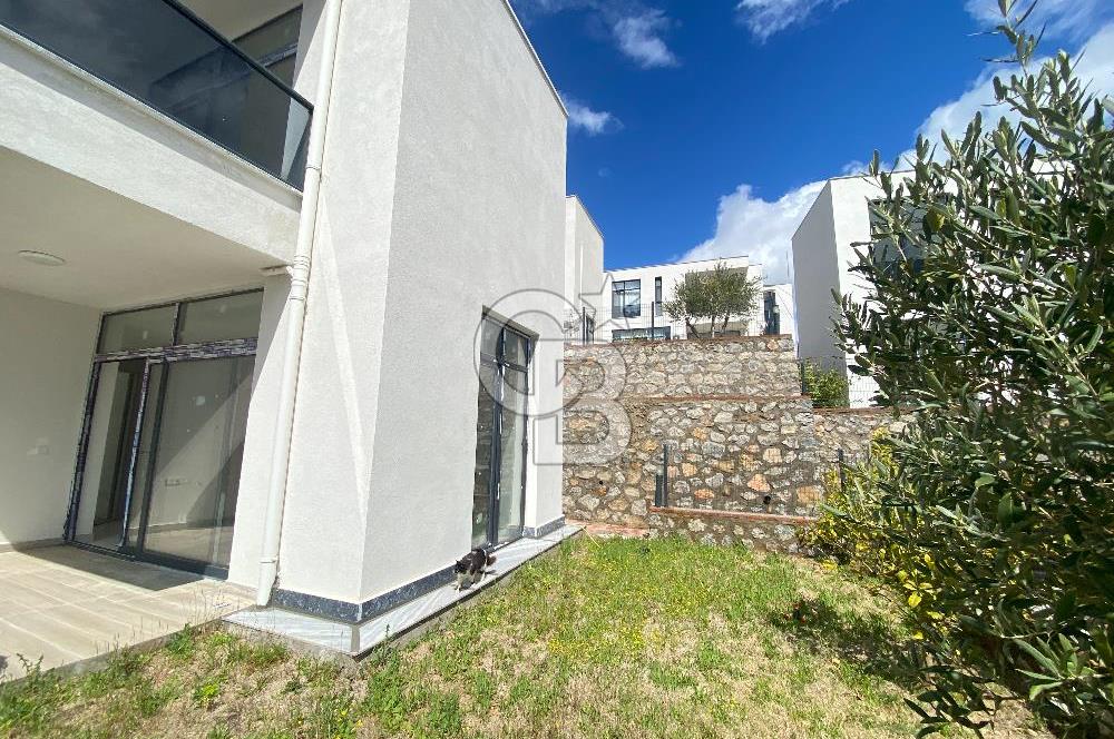 KIYIKIŞLACIK ATASAYANLAR PLAJLI SİTEDE 1+1 BAHÇE KATI