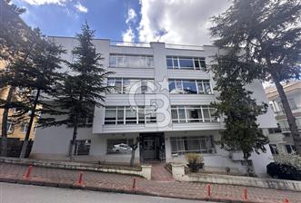 Cinnah Yakını Nergiz Sk. da Eşyalı Satılık 3+1 Daire - 1 - 342139