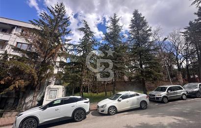 Cinnah Yakını Nergiz Sk. da Eşyalı Satılık 3+1 Daire