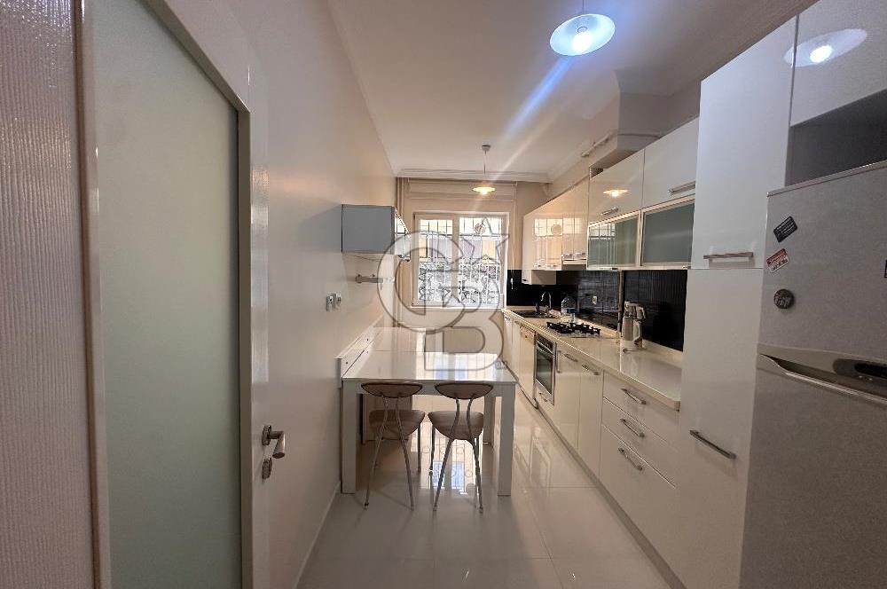 Cinnah Yakını Nergiz Sk. da Eşyalı Satılık 3+1 Daire