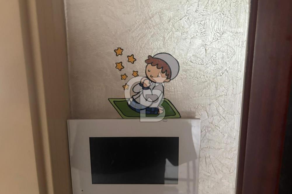 Balçova Halk Merkezi yakınında kiralık 3+1 geniş aydınlık daire