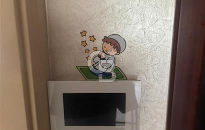 Balçova Halk Merkezi yakınında kiralık 3+1 geniş aydınlık daire