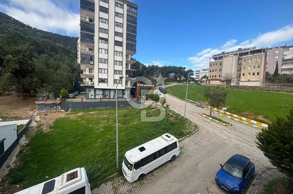 Balçova Halk Merkezi yakınında kiralık 3+1 geniş aydınlık daire