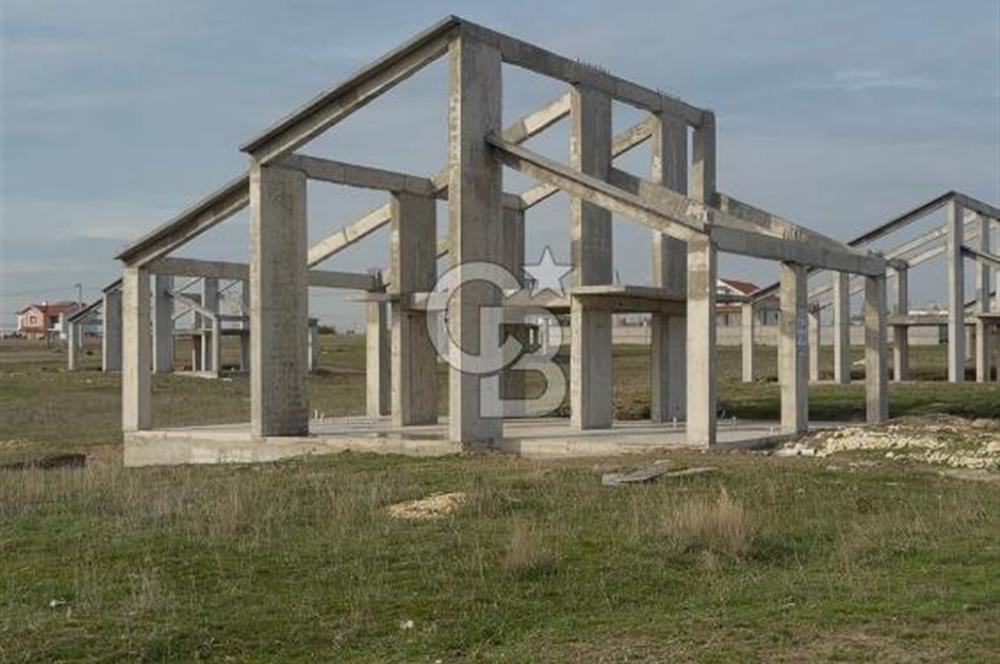 ÇERKEZKÖY'DE 1.5 DÖNÜM ARSALI, SATILIK DUBLEKS ÇİFTLİK EVİ 