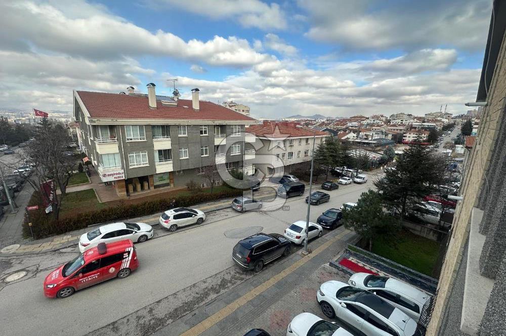 AŞAĞI ÖVEÇLER'DE KİRALIK 190 M² GENİŞ VE FERAH DUBLEKS OFİS