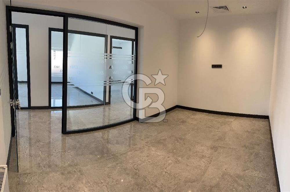 AŞAĞI ÖVEÇLER'DE KİRALIK 190 M² GENİŞ VE FERAH DUBLEKS OFİS