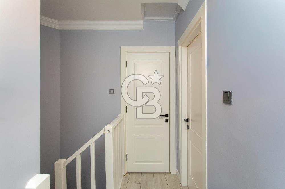 Foça Atatürk Mah. Site İçerisinde Satılık 3+1 Dubleks Taş Villa