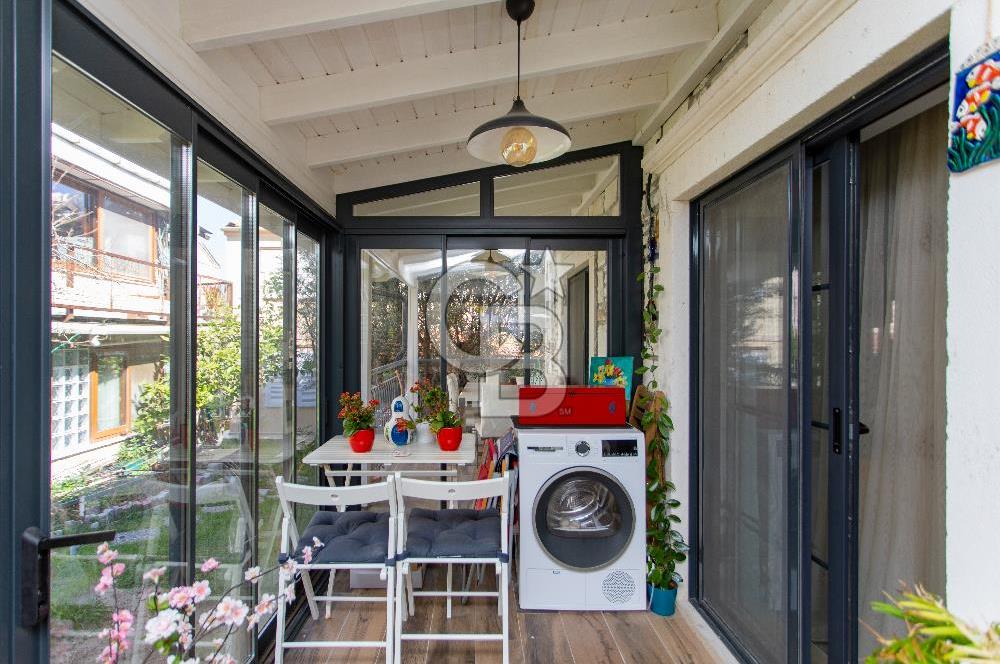 Foça Atatürk Mah. Site İçerisinde Satılık 3+1 Dubleks Taş Villa