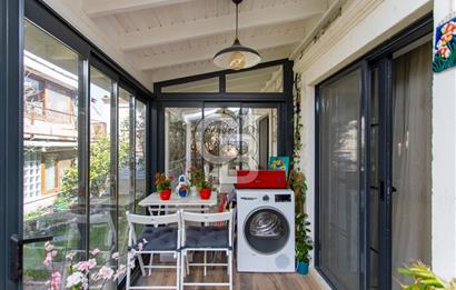 Foça Atatürk Mah. Site İçerisinde Satılık 3+1 Dubleks Taş Villa