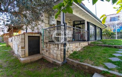 Foça Atatürk Mah. Site İçerisinde Satılık 3+1 Dubleks Taş Villa