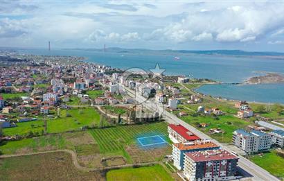 LAPSEKİ ÇARDAK DENİZE 300 METRE 3.5 KAT İMARLI KAT KARŞILIĞI SATILIK ARSA