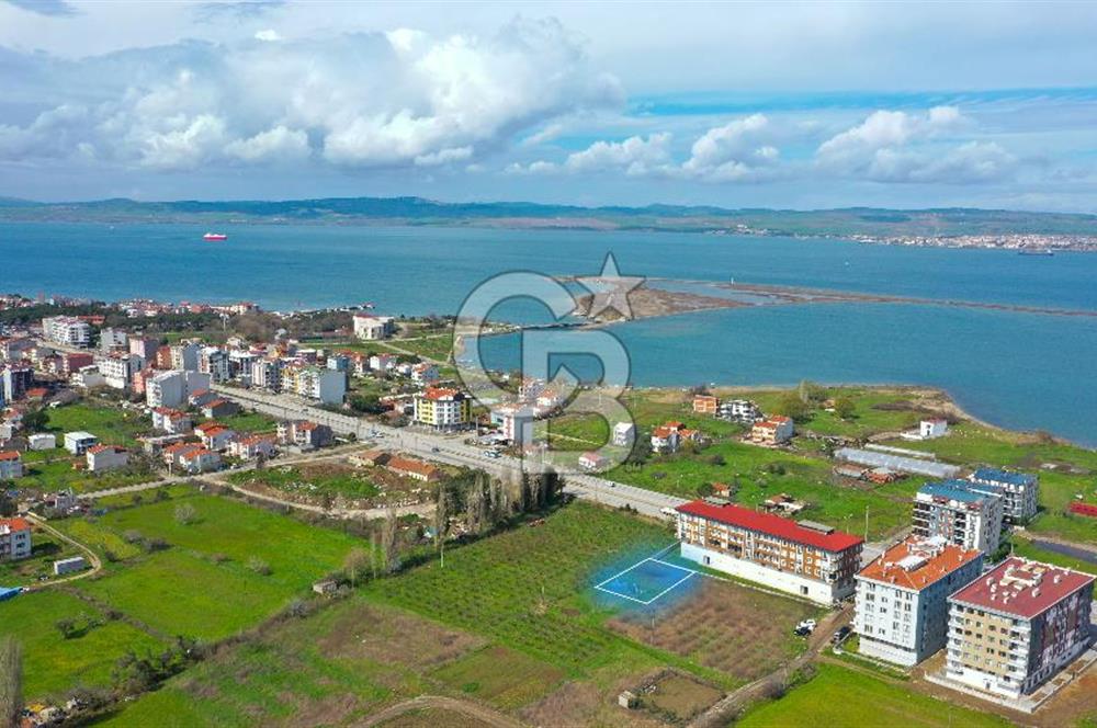 LAPSEKİ ÇARDAK DENİZE 300 METRE 3.5 KAT İMARLI KAT KARŞILIĞI SATILIK ARSA