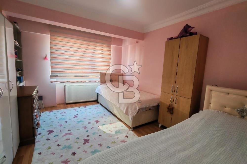 CADDE ÜZERİNDE LOKASYON AVANTAJLI, GENİŞ FERAH ARAKAT DAİRE