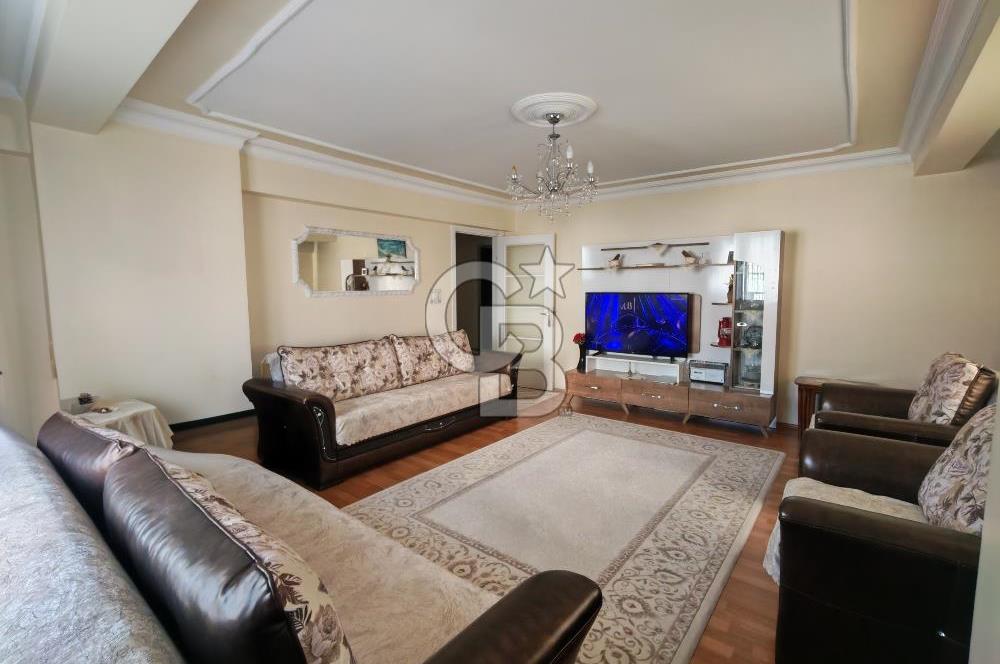 CADDE ÜZERİNDE LOKASYON AVANTAJLI, GENİŞ FERAH ARAKAT DAİRE