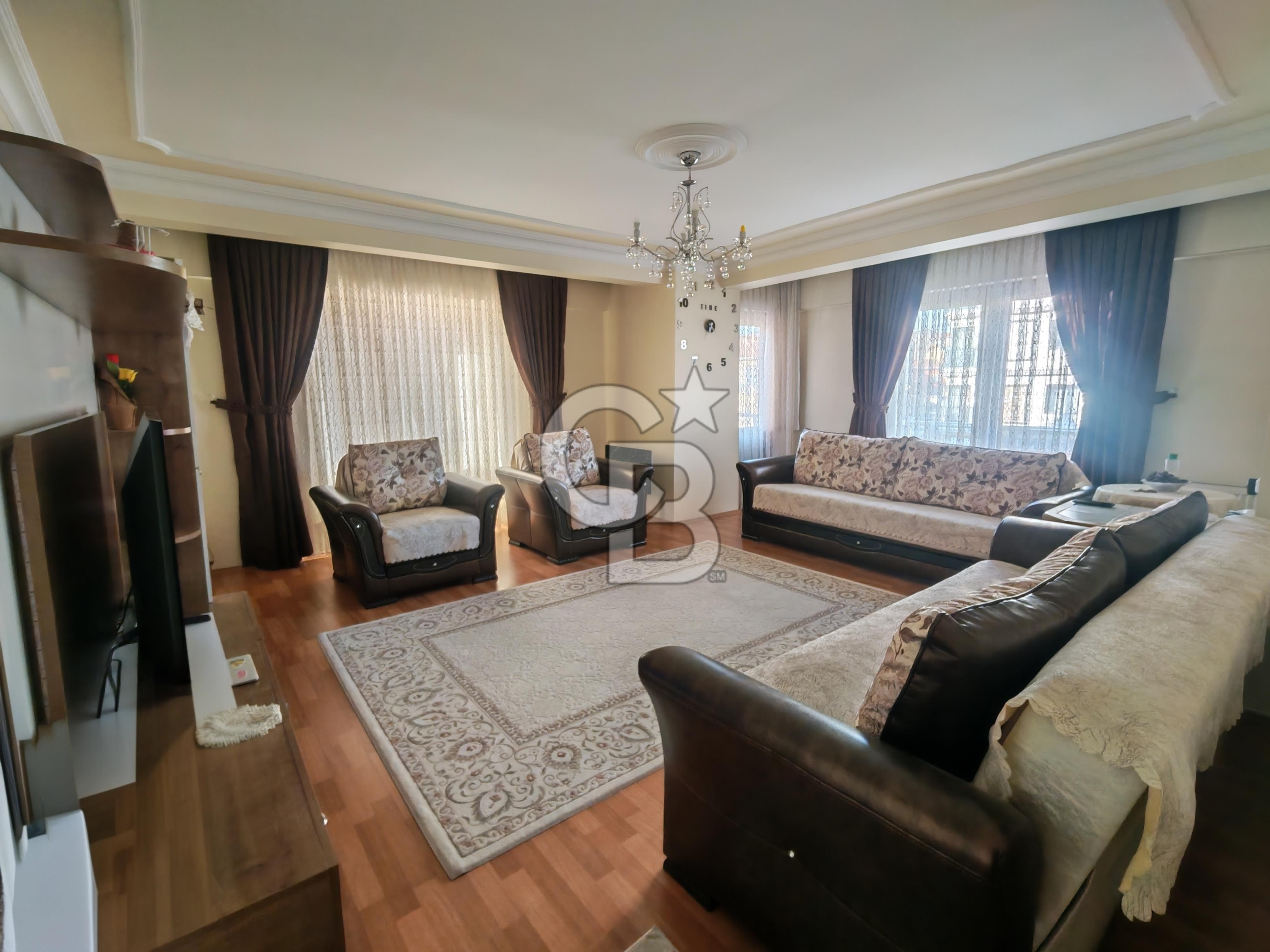 CADDE ÜZERİNDE LOKASYON AVANTAJLI, GENİŞ FERAH ARAKAT DAİRE