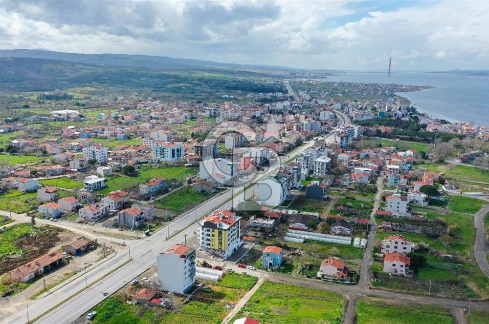 LAPSEKİ ÇARDAK DENİZE 300 METRE 3.5 KAT İMARLI KAT KARŞILIĞI SATILIK ARSA