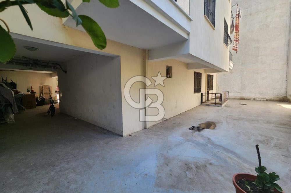 BAYRAKLI EMEK MAHALLESİNDE EBEVEYN BANYOLU KİRALIK 2+1 DAİRE