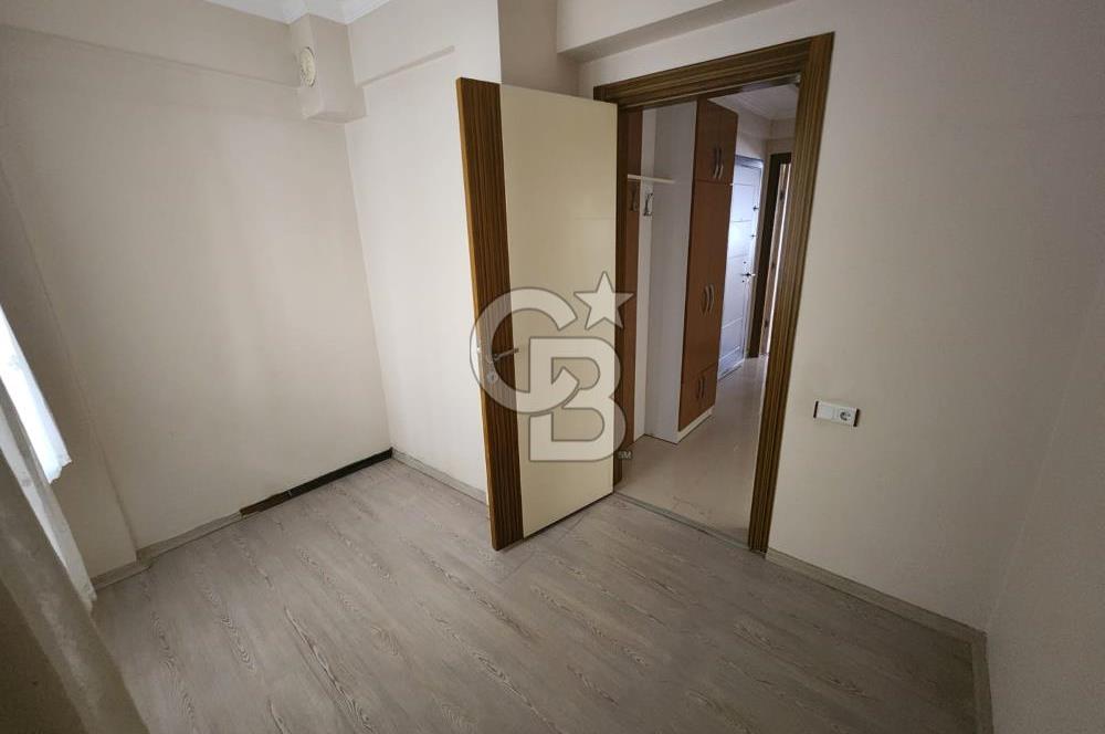 BAYRAKLI EMEK MAHALLESİNDE EBEVEYN BANYOLU KİRALIK 2+1 DAİRE