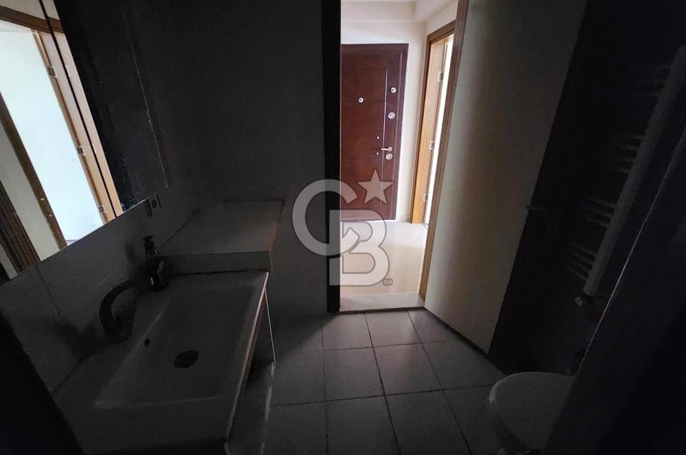 BAYRAKLI EMEK MAHALLESİNDE EBEVEYN BANYOLU KİRALIK 2+1 DAİRE