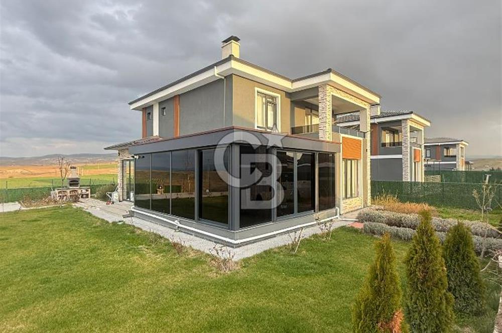 CB PREMIUM'DAN KAYI MAHALLESİ'NDE FULL EŞYALI YAPILI 4+1 VİLLA