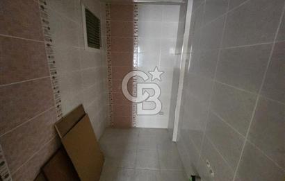 BAYRAKLI EMEK MAHALLESİNDE EBEVEYN BANYOLU KİRALIK 2+1 DAİRE