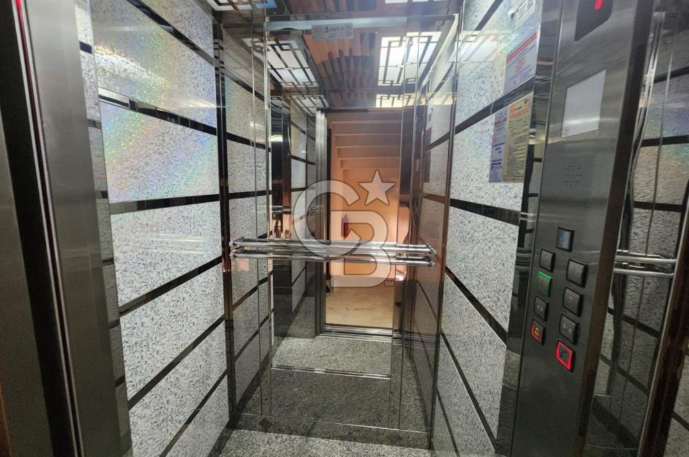 BAYRAKLI EMEK MAHALLESİNDE EBEVEYN BANYOLU KİRALIK 2+1 DAİRE