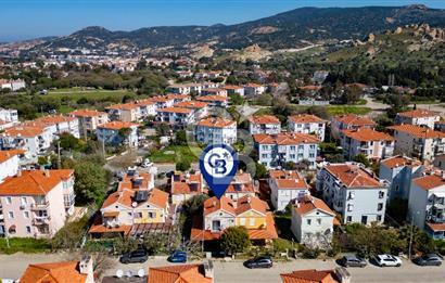 Foça Atatürk Mah. Site İçerisinde Satılık 3+1 Dubleks Taş Villa