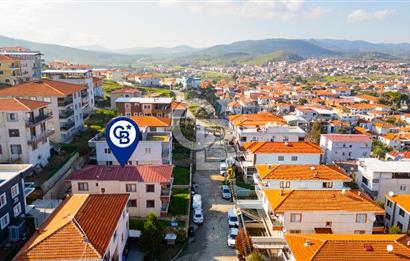 Foça Kazım Dirik Mah. Kiralık Bahçe Katı 2+1 Daire