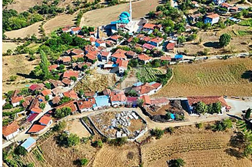 Balıkesir/Dursunbey Yassıören"2644m²"köyün dibinde harika parsel