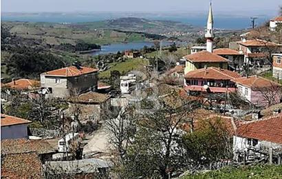 Lapseki boğaz köprüsüne 14km deniz gören, 12.770m²süper arazi.