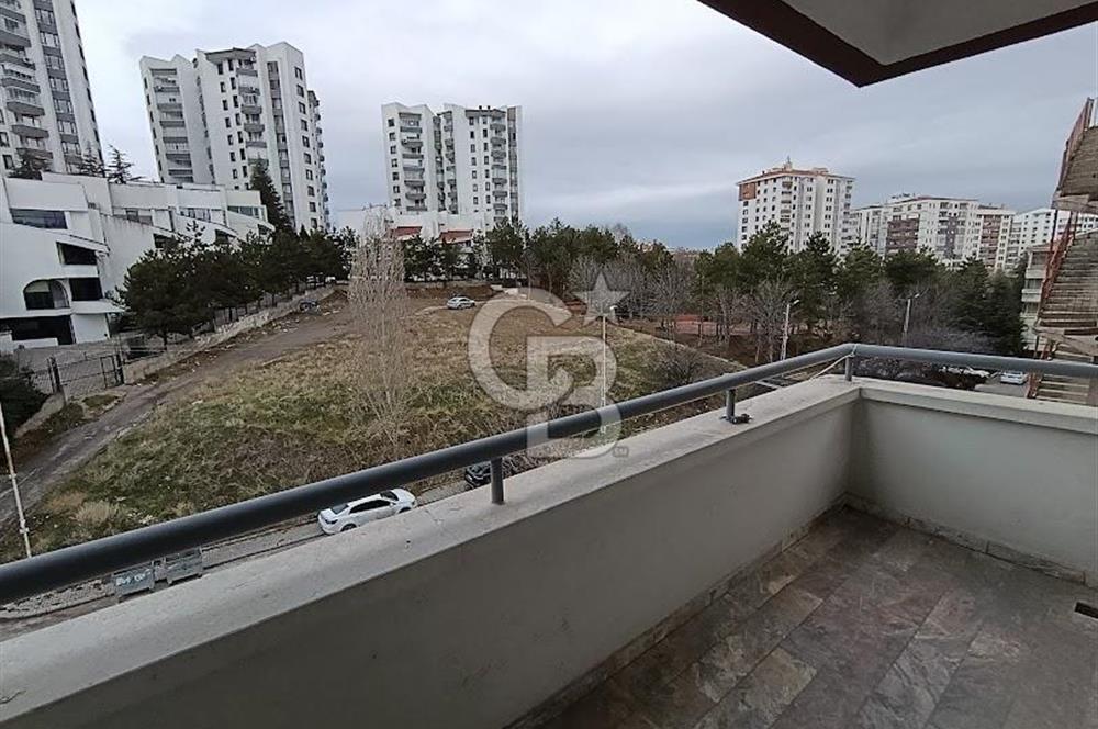 SANCAK CADDE ÜZERİ ASANSÖRLÜ LÜKS YAPILI 4+1 KİRALIK DAİRE