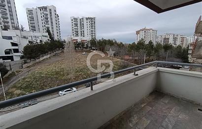 SANCAK CADDE ÜZERİ ASANSÖRLÜ LÜKS YAPILI 4+1 KİRALIK DAİRE