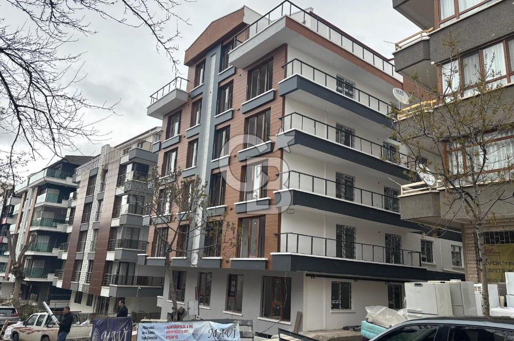Anıttepe'de Satılık 2+1 Daire - Merkezi Konum, Otoparklı