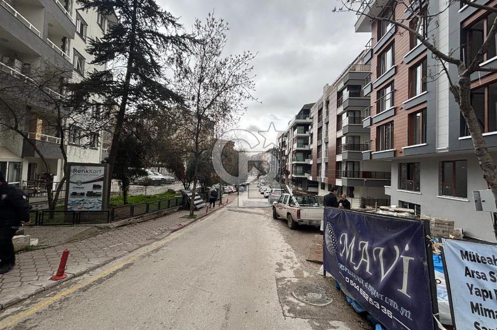 Anıttepe'de Satılık 2+1 Daire - Merkezi Konum, Otoparklı