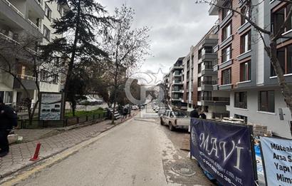 Anıttepe'de Satılık 2+1 Daire - Merkezi Konum, Otoparklı