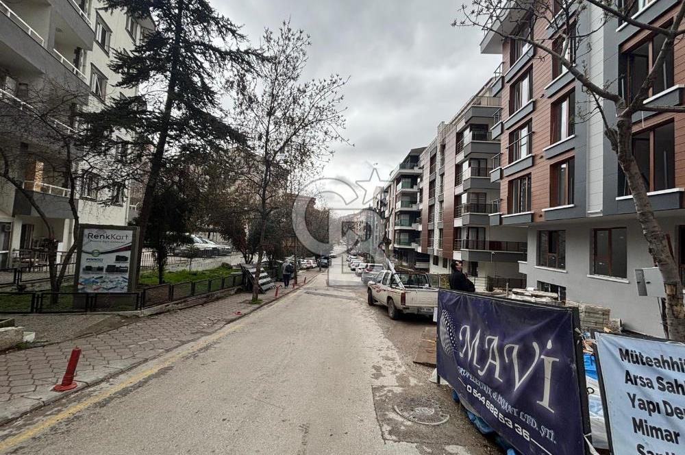 Anıttepe'de Satılık 2+1 Daire - Merkezi Konum, Otoparklı